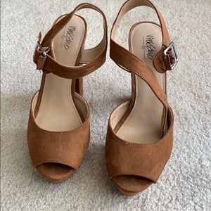 Camel color Chunky heel